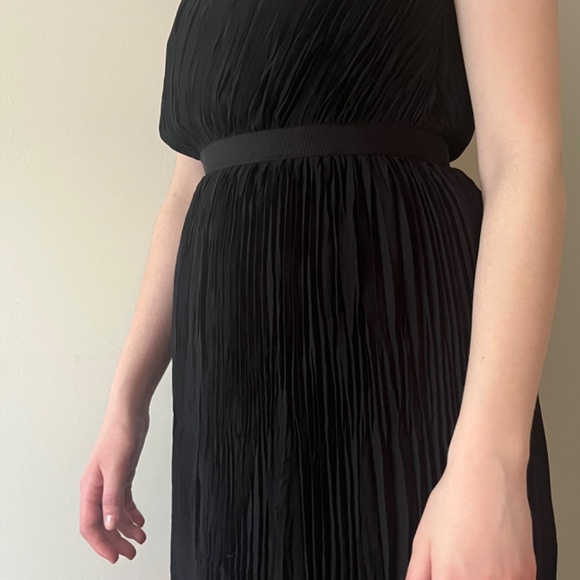 Club Monaco - One-Shoulder Pleated Black Dress: Women’s Size 00 (Double Zero) - Picture 8 of 8